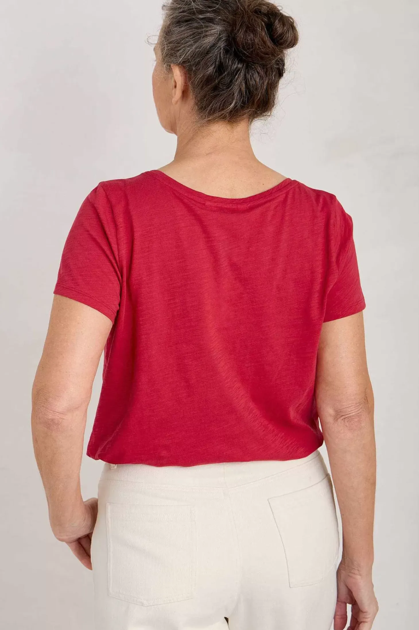 Appletree Keyhole Detail T-Shirt (Gots)