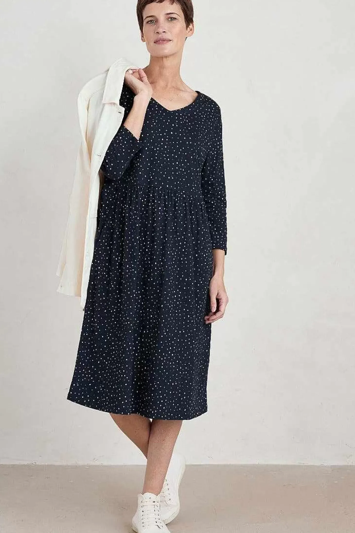 Brush Drawing 3/4 Sleeve Dress