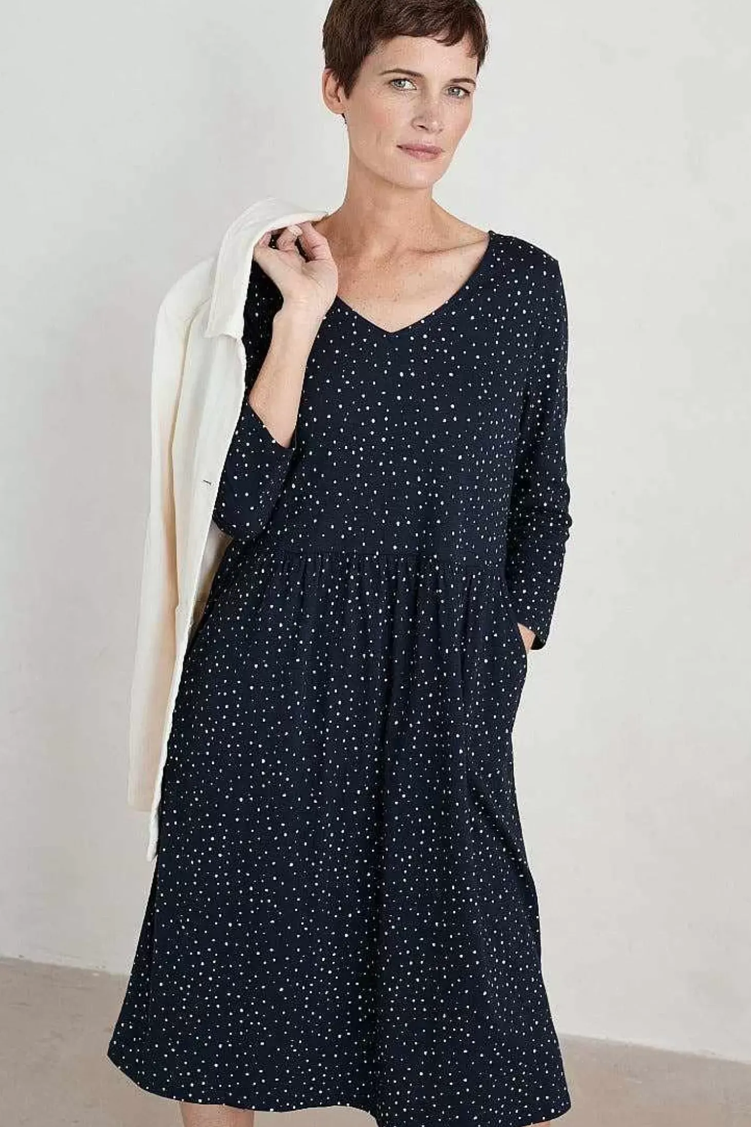 Brush Drawing 3/4 Sleeve Dress