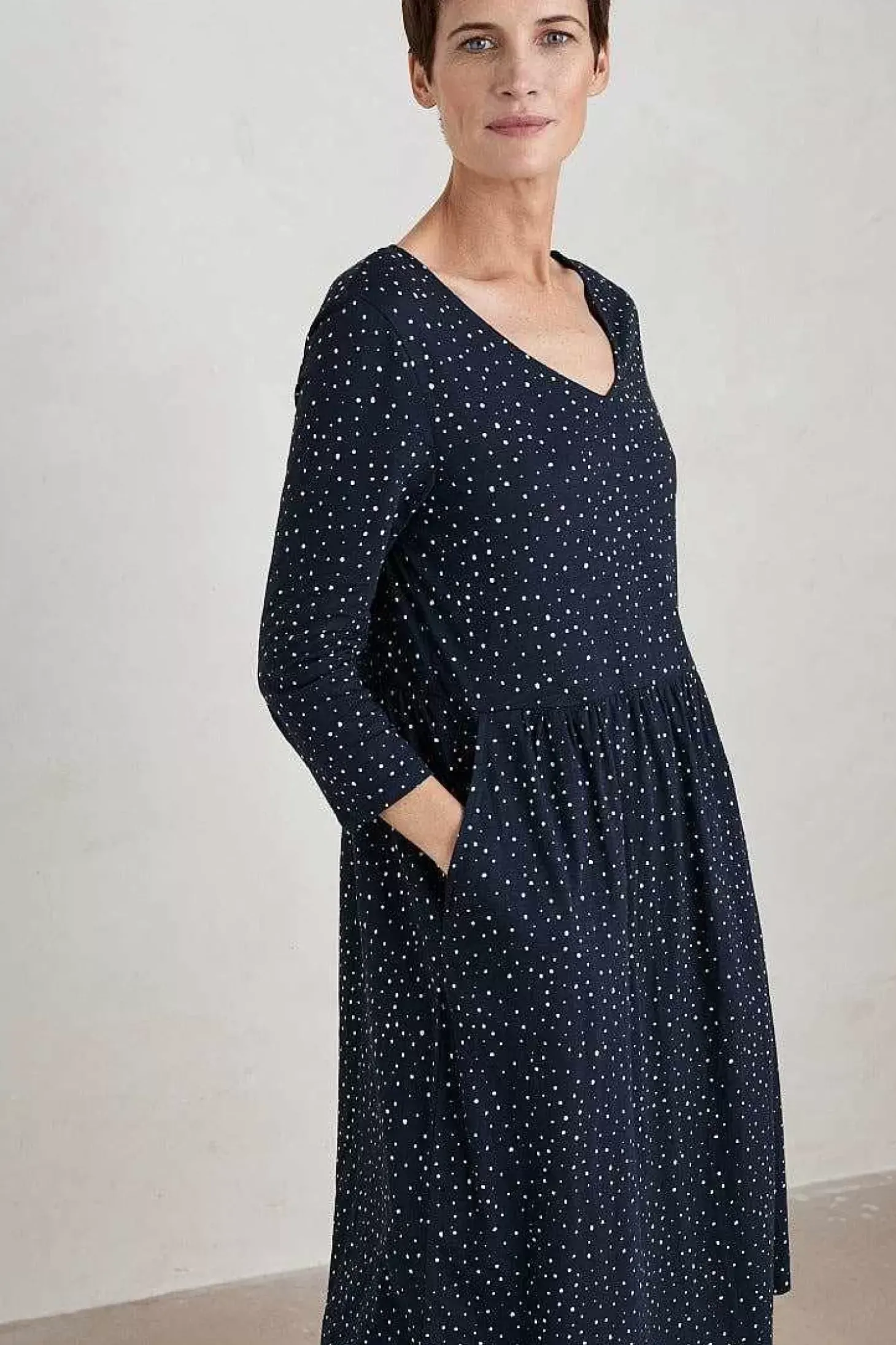 Brush Drawing 3/4 Sleeve Dress