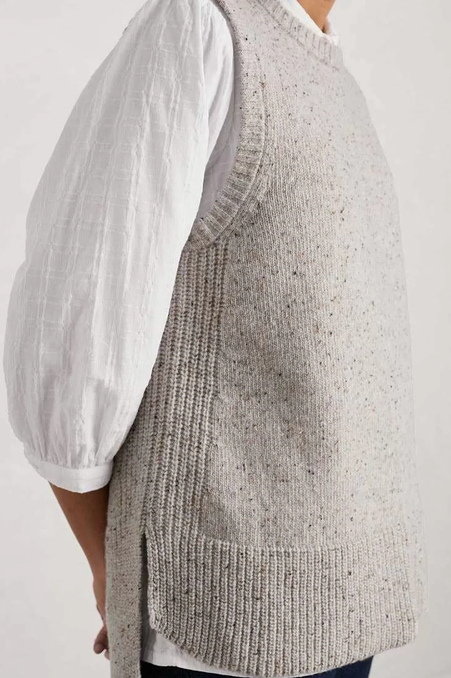 Coupling Knitted Vest