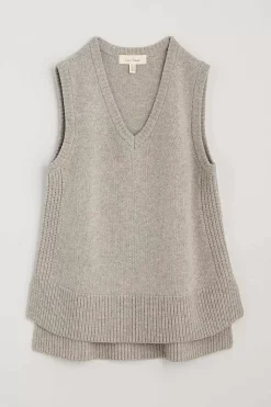 Coupling V-Neck Vest