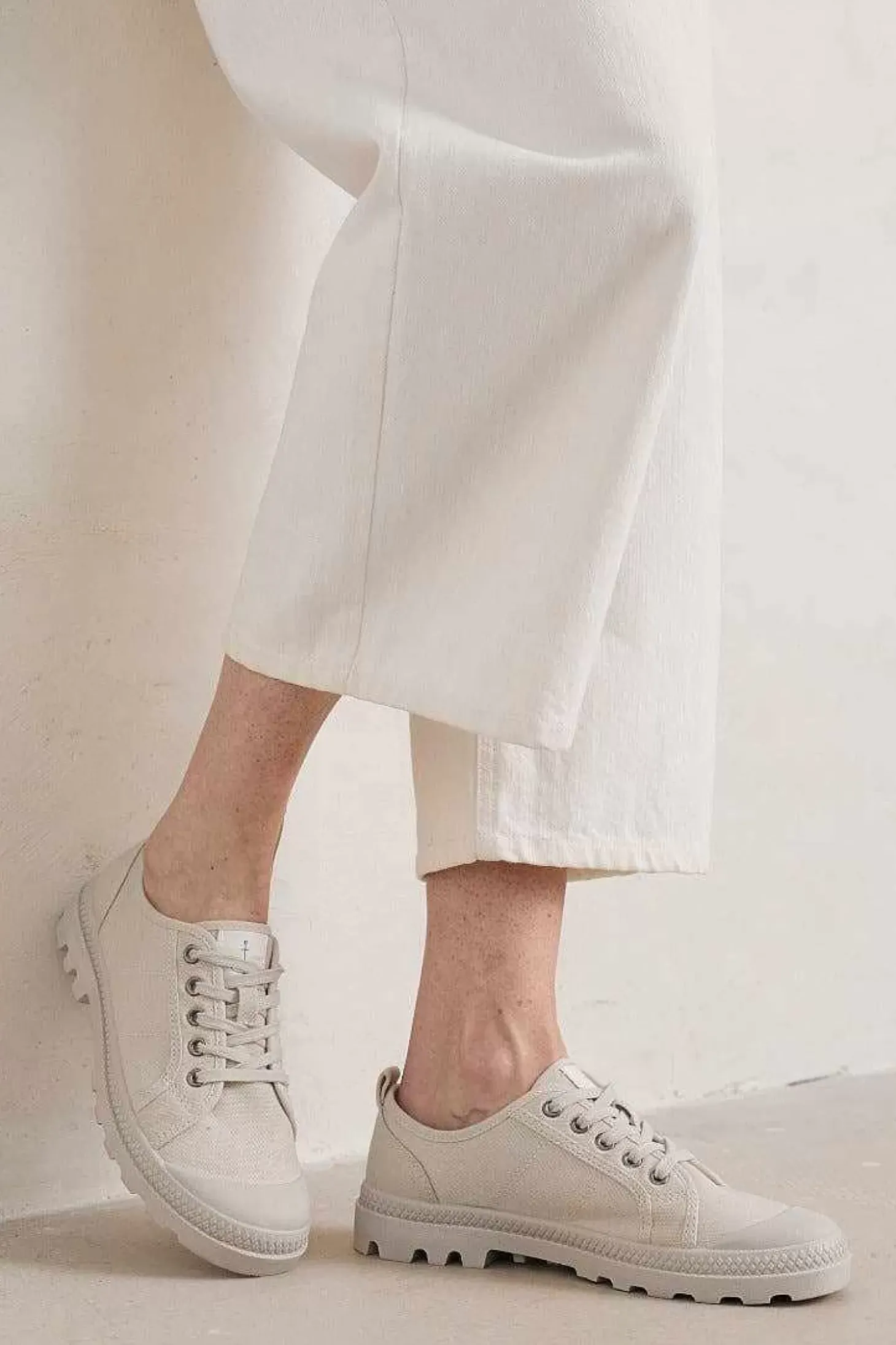 Meadowlark Trainers