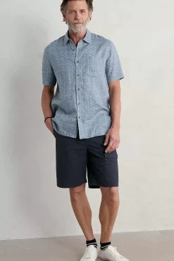 Men's Blue Heron Printed Short Sleeve Shirt