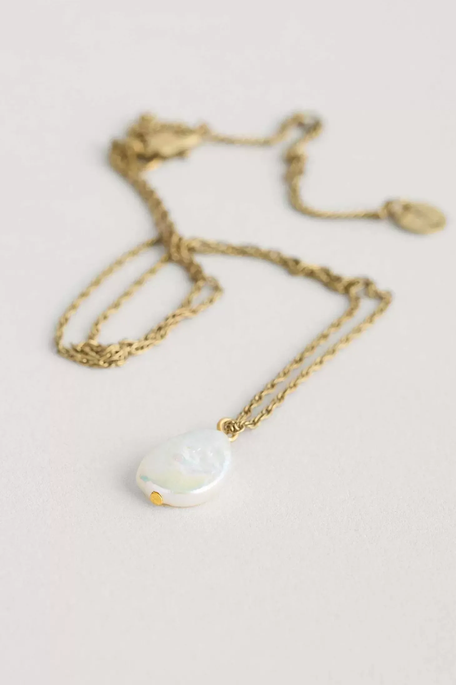 Valency Freshwater Pearl Pendant Necklace